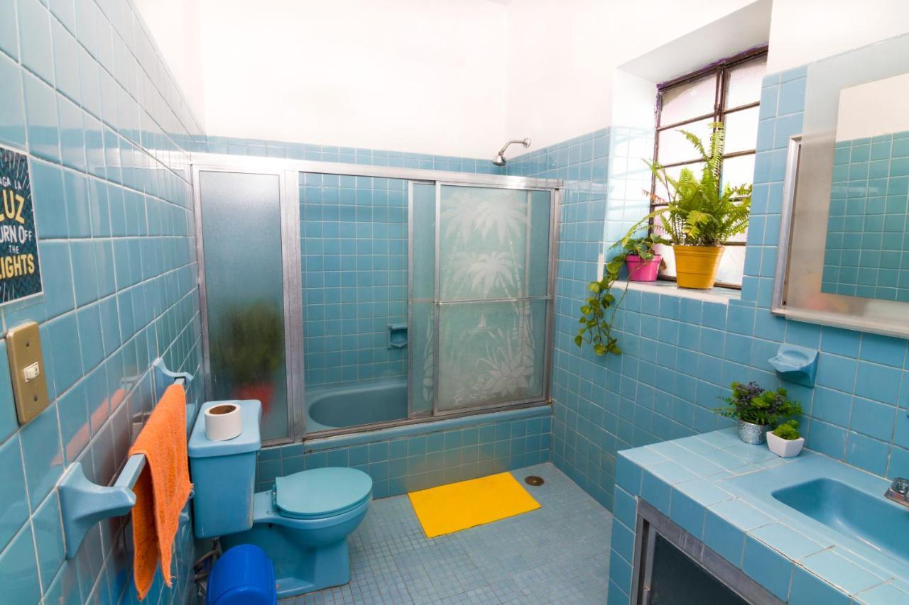 Hostal Casa Colores Adults Only Guadalajara Bagian luar foto
