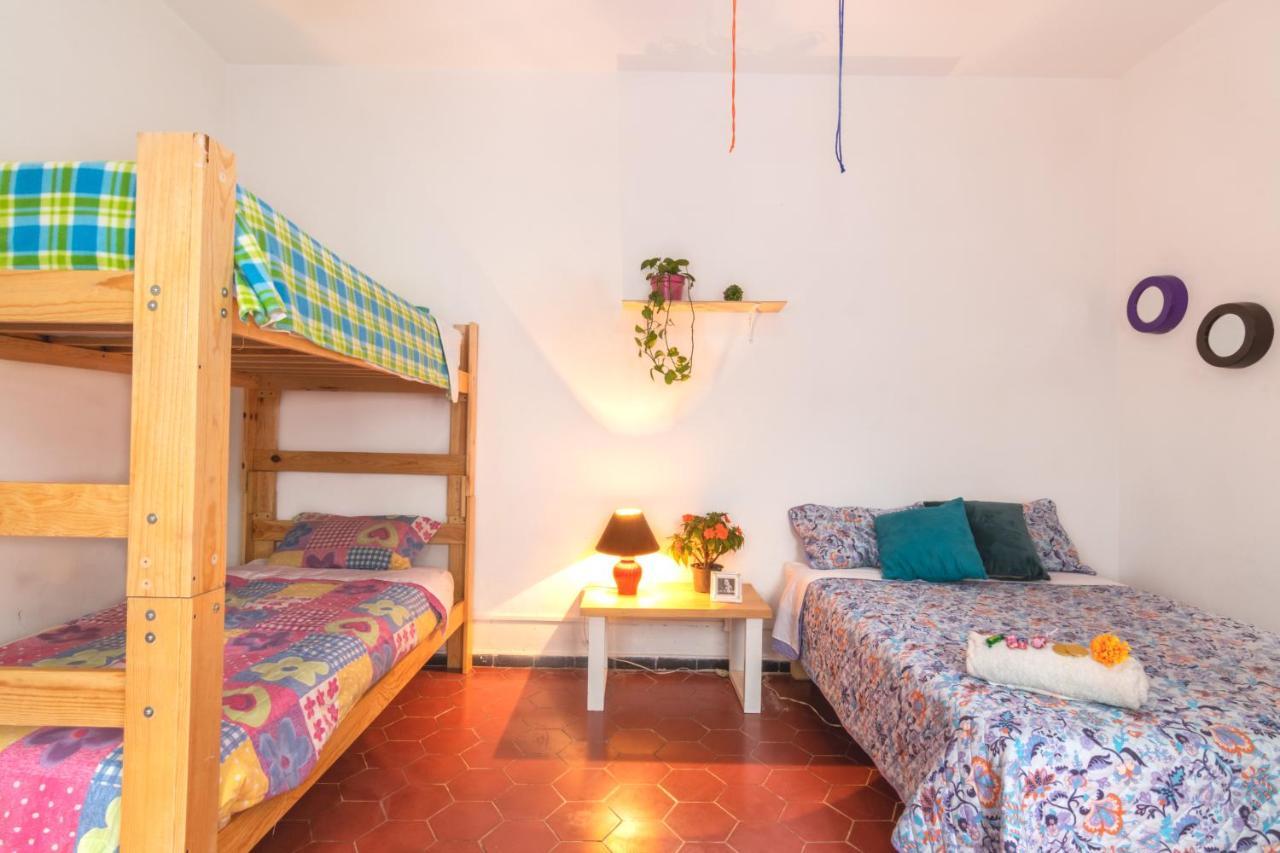 Hostal Casa Colores Adults Only Guadalajara Bagian luar foto