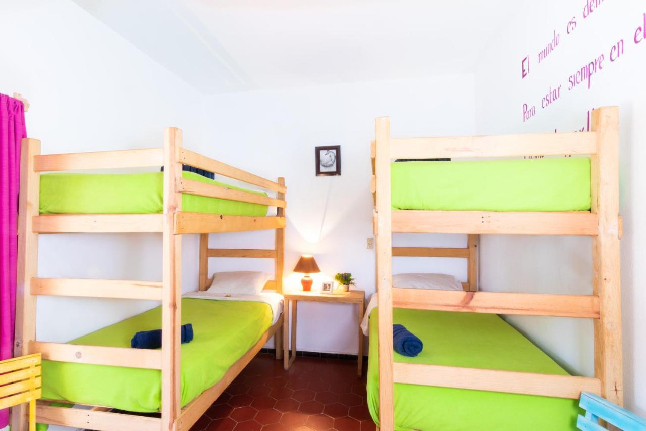 Hostal Casa Colores Adults Only Guadalajara Bagian luar foto